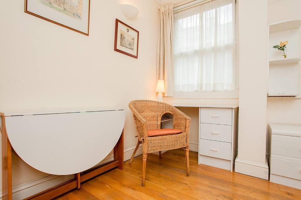 Bright 2 Bedroom Flat In Central Londen Buitenkant foto
